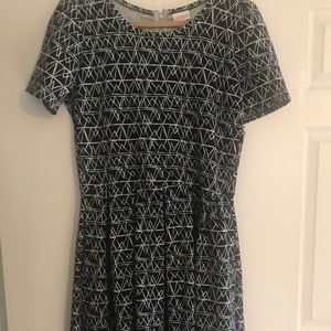 LuLaRoe navy blue & white Amelia dress.  Size xl.